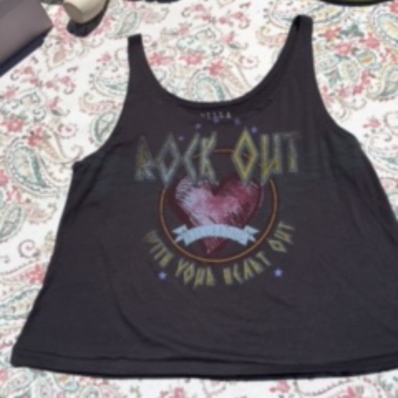 Billabong Tops - 3 $5 items FOR $9 BILLABONG ROCK OUT TANK SIZE M